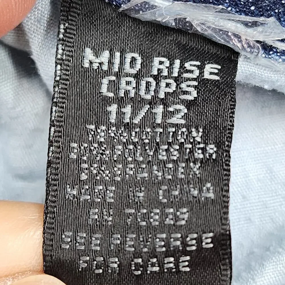 Rue21 Capri Jeans Women’s 11/12 Mid Rise Crop Stretch Denim Cuffed Sequin Pocket - Picture 8 of 12